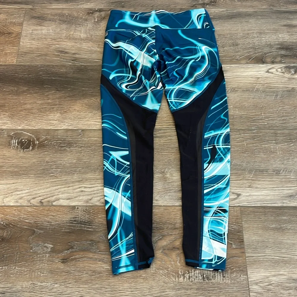 Fabletics leggings NWT size XSP - Picture 3 of 4